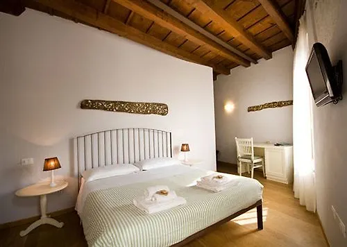 Residenza Cuordiverona Pensionat 3*