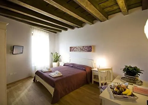 Residenza Cuordiverona Pensionat 3*