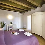 Residenza Cuordiverona 게스트하우스