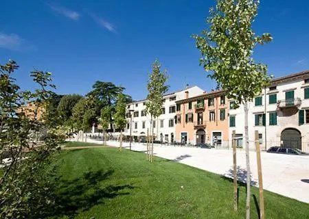 Residenza Cuordiverona ゲストハウス ヴェローナ